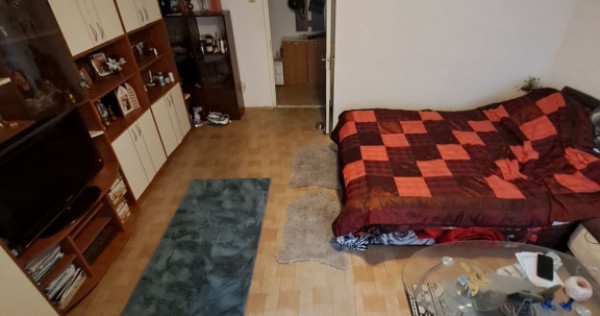 , Garsoniera Intrare Racadau decomandata,89000 Euro