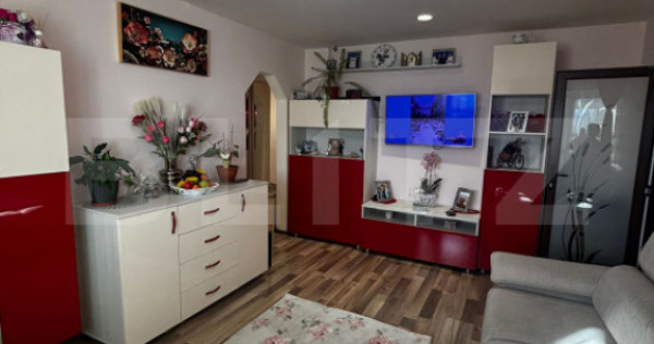 Apartament 3 camere, 50 mp, zona Alexandru cel Bun