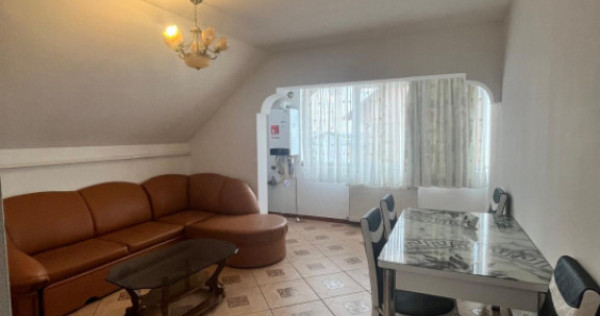 Apartament 4 camere, decomandat, Radauti