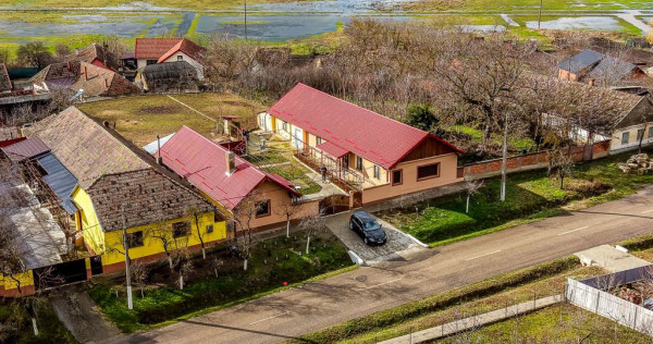 Casă &icirc;n Vinga &ndash; restaurată Integral 2025 | 3 camere ...