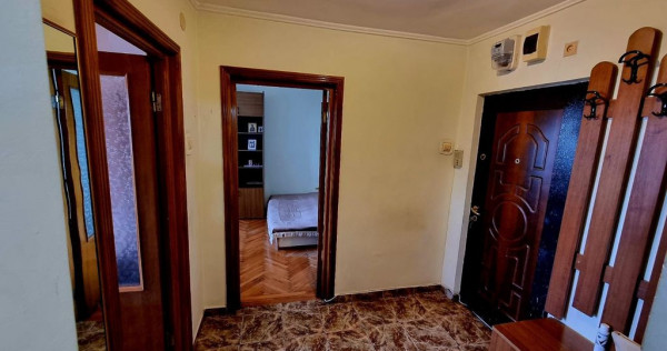 Gara mangaliei-apartament 2 camere decomandat 52 mp