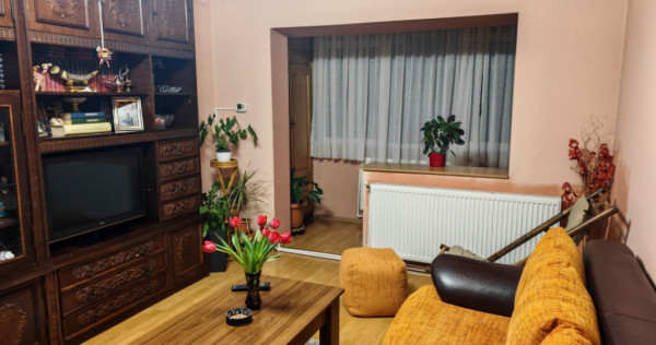 Apartament 2 camere, situat in zona Dacia - Biserica Alba