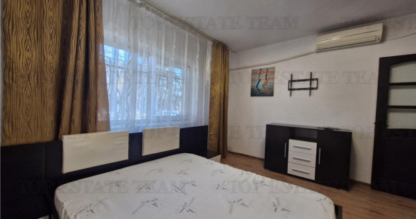 Apartament 2 camere, spatios, zona Primo