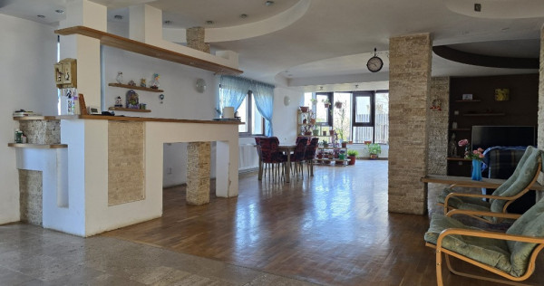 Casa in Deva, zona Zavoi