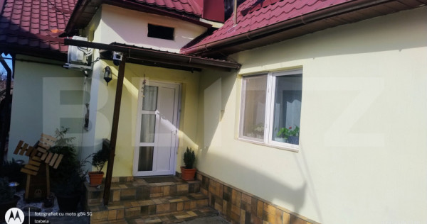 Casă cochetă 3 camere ,90 mp ,300 mp teren.Zonă liniști