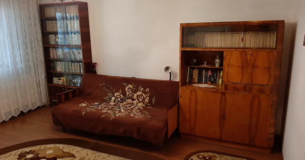 Apartament cu 2 camere decomandat , situat in cartierul Astr