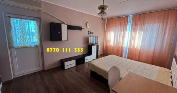 - Apartament 3 camere, suprafata 75mp, Calarasilor Viziru 3