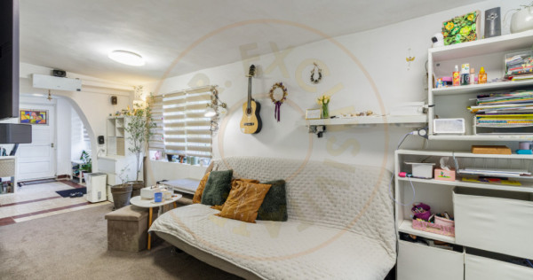 Casa cu gradina aproape de metrou 1 Mai - 232 mp curte liber