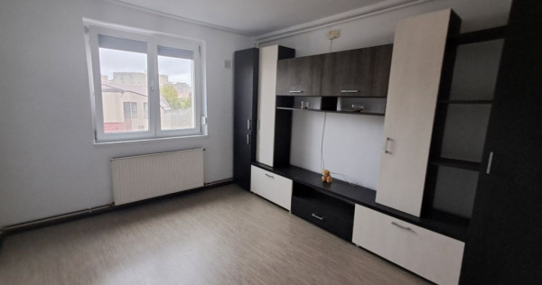 Apartament de 2 camere ( Bloc anvelopat )-Brasovul Vechi
