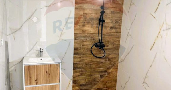 Casa cu 2 camere de v&acirc;nzare