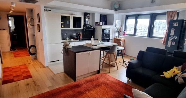 Faleza nord- apartament 2 camere transformat cu vedere la...