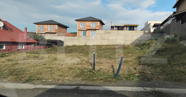 Teren intravilan de vanzare in suprafață de 700 mp, zona S