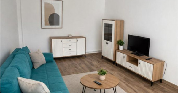 Apartament doua camere, decomandat, Grivitei, Brasov