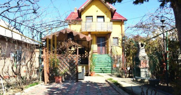 La doar 7 km fata de oras! Casa P M Targoviste - Exterior e