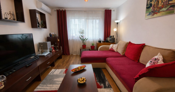Apartament 3 camere | Decomandat | Etaj 2 | Parcare | zona P
