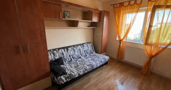 Garsonieră zona Girocului