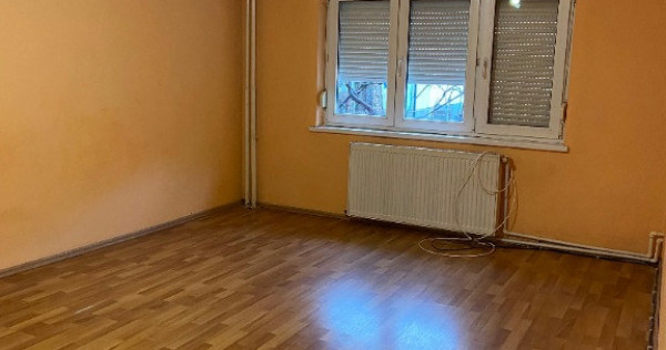 Apartament 2 camere Decomandat ,Parter balcon 16 mp