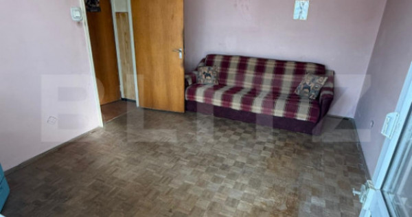 Apartament 2 camere, etaj intermediar, zona centrala