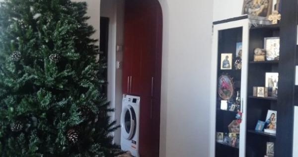 Apartament Cu 2 Camere Semidecomandate Zona Ultracentral