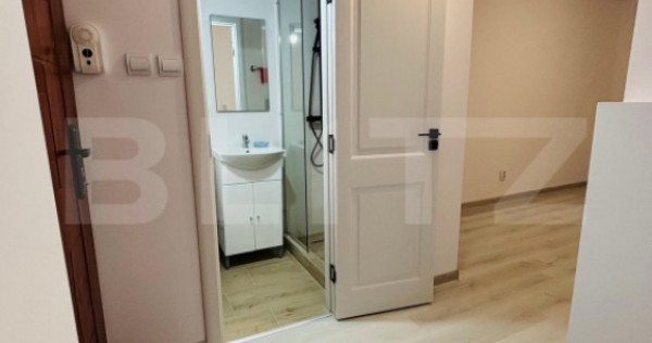 Cameră de cămin renovată complet, cu baie proprie, zona N