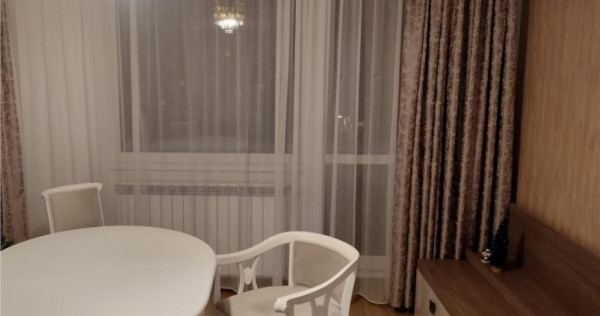 Apartament 3 camere renovat modern cu loc de parcare inclus