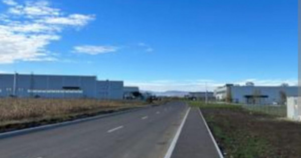 Teren betonat si imprejmuit 1000 mp - 20000 mp Calea Surii M