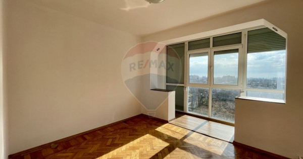Apartament 3 camere | Etaj 8/9 | Zona Nord &ndash; Strada Cam...