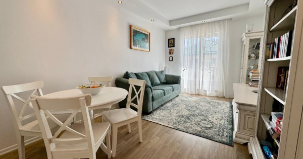 COSMOPOLIS - Apartament 2 camere tip studio, vedere piscina