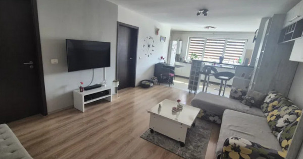 Apartament 2 camere, semidecomandat - zona Garii