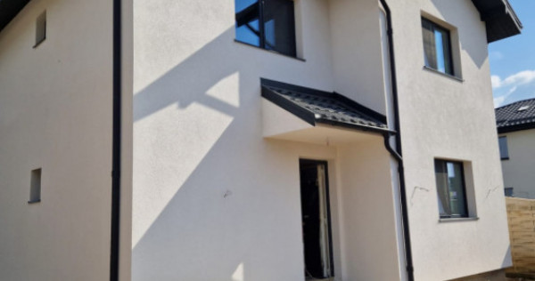 Casă de v&acirc;nzare 127 mp utili &ndash; Cartier Magnolia