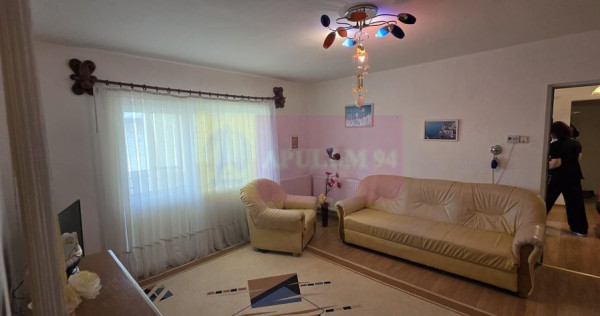Apartamanet 2 camere de vanzare in Campina