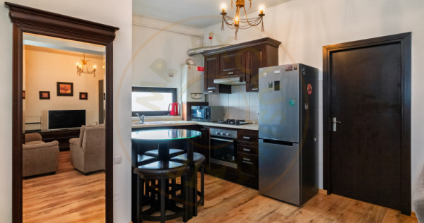 Inchiriere apartament 2 camere Ultracentral + loc de parcare