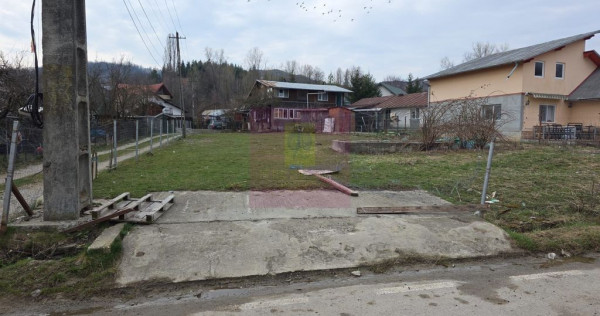 Teren intravilan 617 mp de v&acirc;nzare &icirc;n Breaza