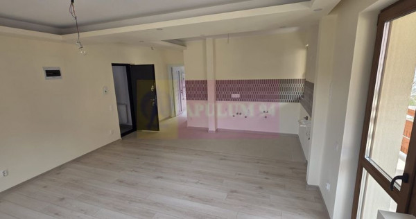 Apartament 2 camere, etaj 1, de vanzare in Busteni