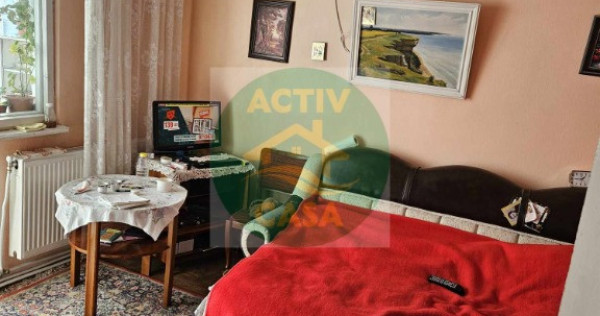 Apartament 3 camere, zona Casa de Cultura