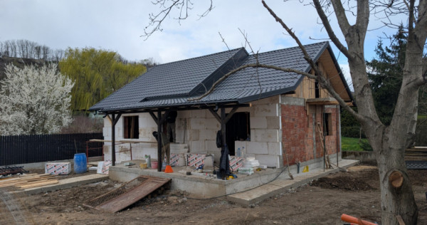 Casa Hemeius - &icirc;ncălzire pardoseala, toate utilitățile,