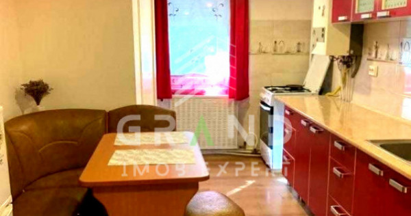 3 camere decomandat | 2 băi | 70 mp | Zorilor&ndash;Piața Zori