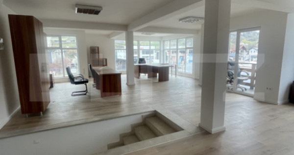 Spațiu birouri de &icirc;nchiriat &ndash; Năsăud, zonă cu vad bun