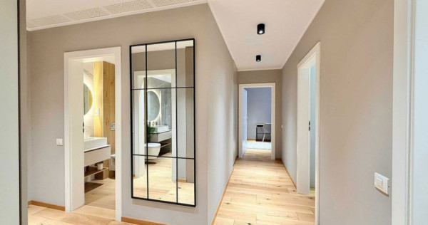 Apartament de 3 camere Urban Plaza