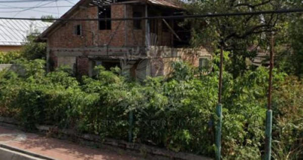 TEREN INTRAVILAN //PAULESTI//12.000 MP