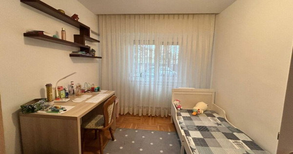 Apartament 3 camere de inchiriat Faleza Nord