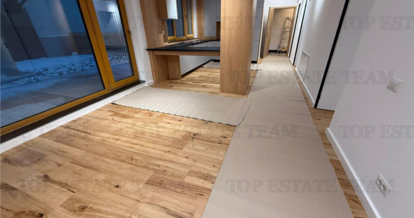 Apartament de 3 camere si curte proprie de 70 mp, bloc bouti