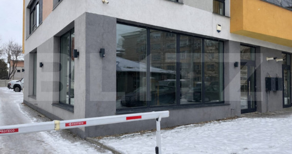 Spațiu comercial, 95 mp, ultrafinisat, parter, zona Lotus 2