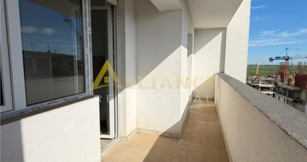 Studio de &ndash; Ananda Biruintei