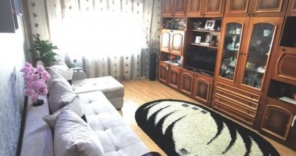 Apartament 2 camere de v&acirc;nzare &ndash; Piața Centrală