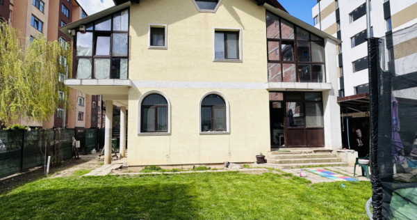 Vilă superbă individuala, 170 mp , 500 mp curte, Chiajna-T