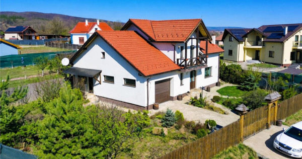 Casa primitoare si apreciabila, areal cu liniste, gradina fr