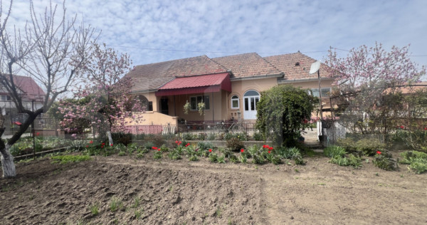 V&acirc;nd casă individuală Ogra &ndash; 20 km de T&acirc;rgu Mureș