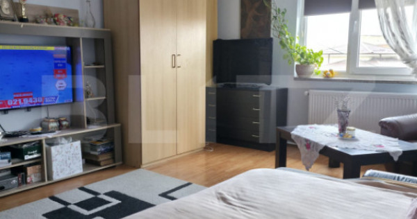 Apartament 3 camere, decomandat 64.20 mp, zona 1 Mai - Insul