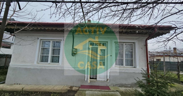 Casa in Roman, de vanzare